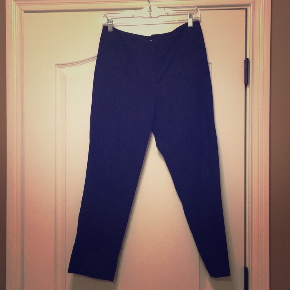 Black Ann Taylor Loft Crop Pants